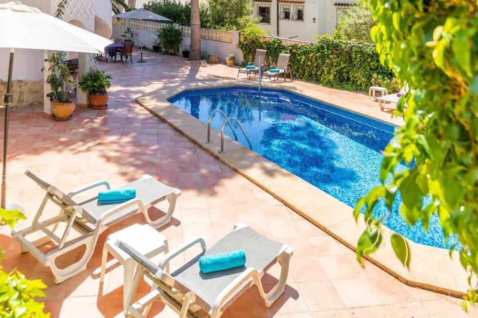 Balcony/Terrace, Balcony/Terrace, Pool view, Swimming pool, Swimming pool