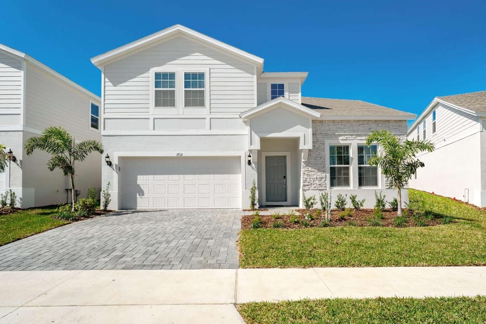 Wonderful new 8br w pool arcades movie theater House in Polk County