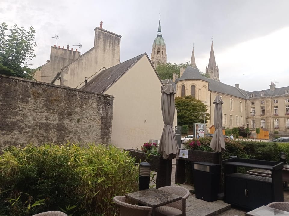 Logis proche des plages du débarquement Apartment in Normandy