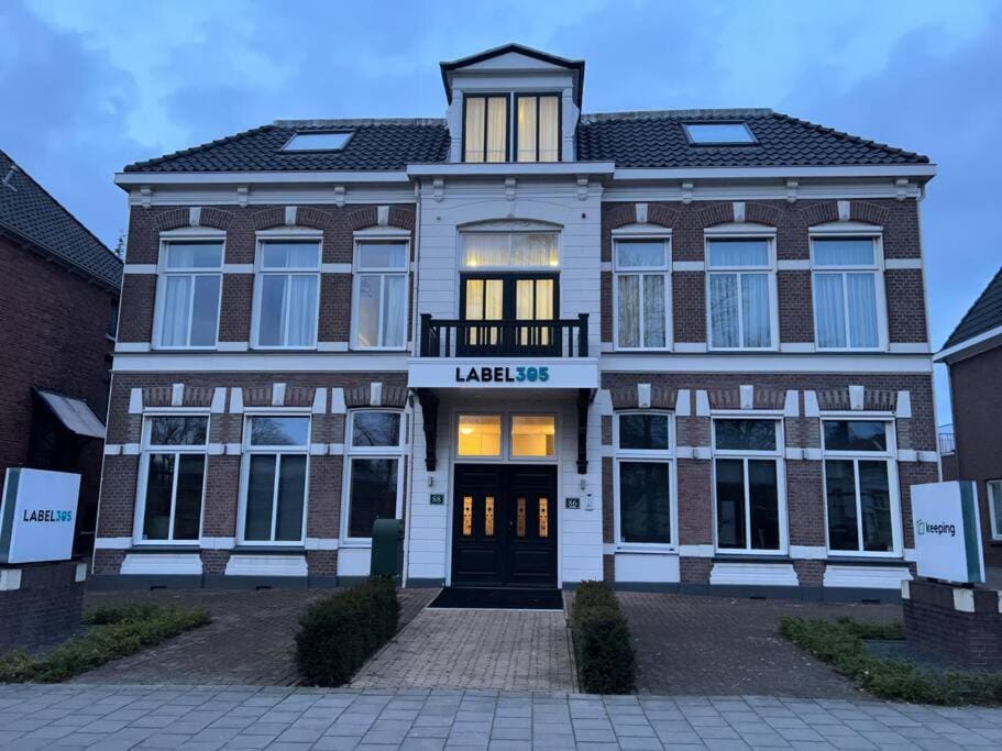 88 12Apartement City Enschede with Private Parking Apartment in Enschede
