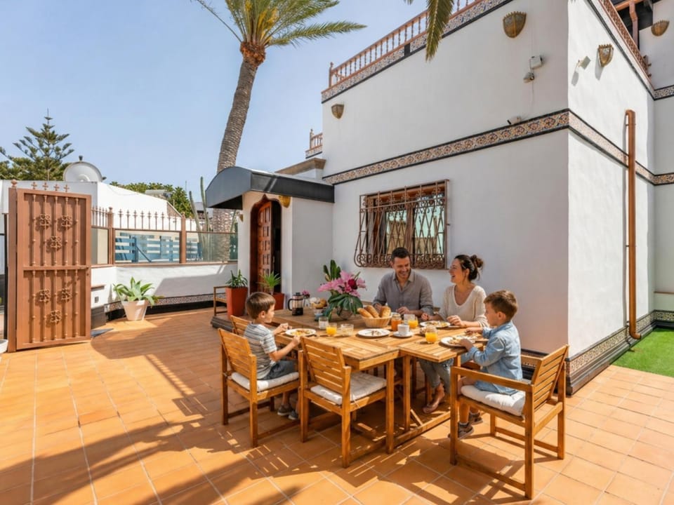 Patio, Day, People, Dining area, Breakfast