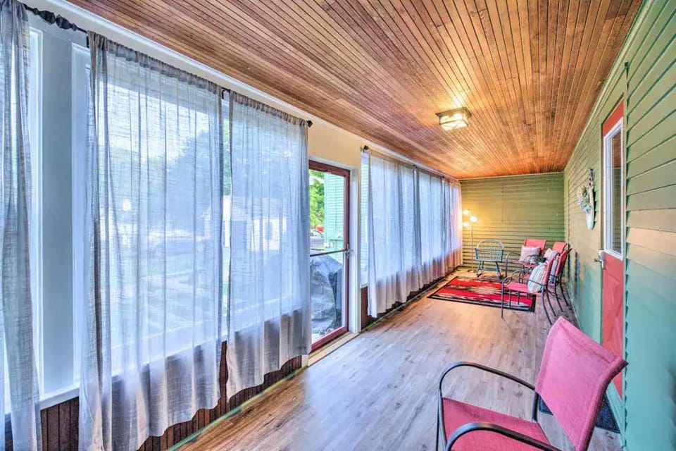 Seating area