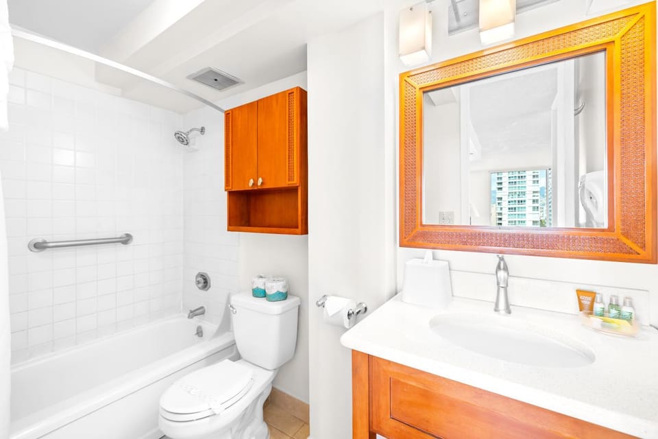Bathroom, Bath