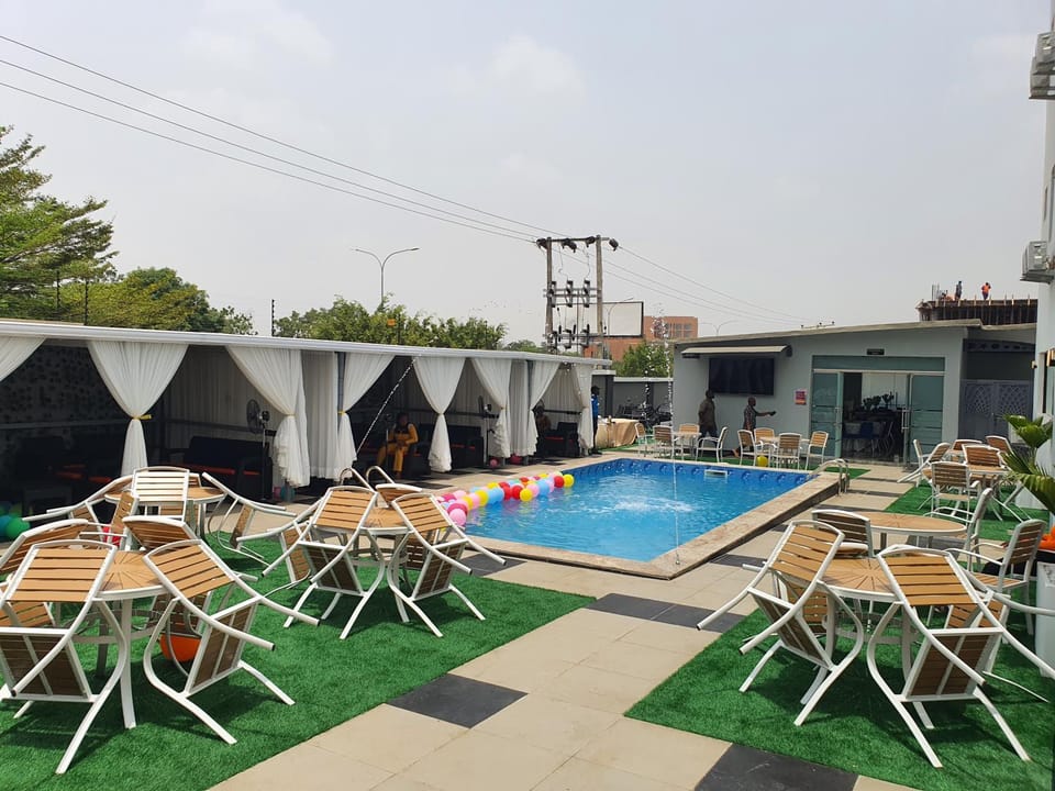 Pool view, Swimming pool