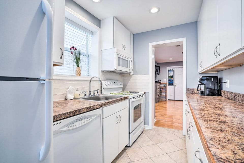 Charming Home with Yard Near Shenandoah River! House in Shenandoah Valley