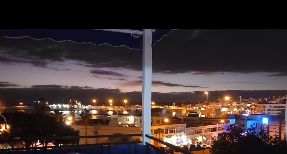 Balcony/Terrace, City view, Sea view