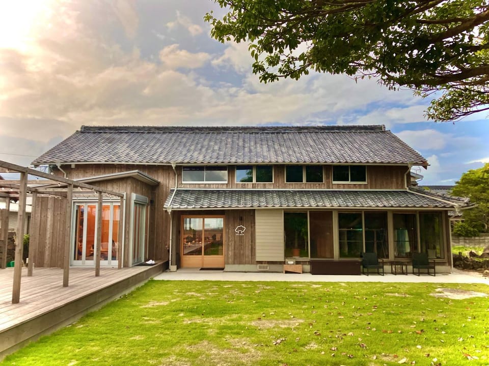 Property building, Garden