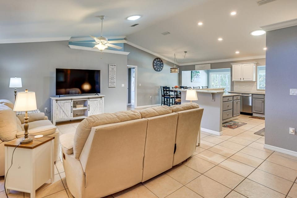 Saltwater Pool! Sebring Oasis Near Lake Jackson House in Sebring