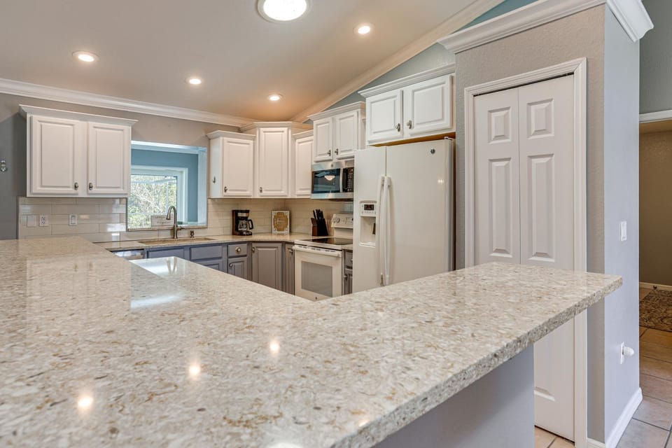 Saltwater Pool! Sebring Oasis Near Lake Jackson House in Sebring