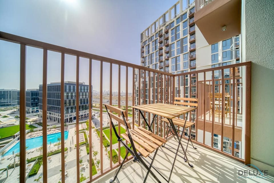 Property building, Day, View (from property/room), Balcony/Terrace, Swimming pool, sunbed
