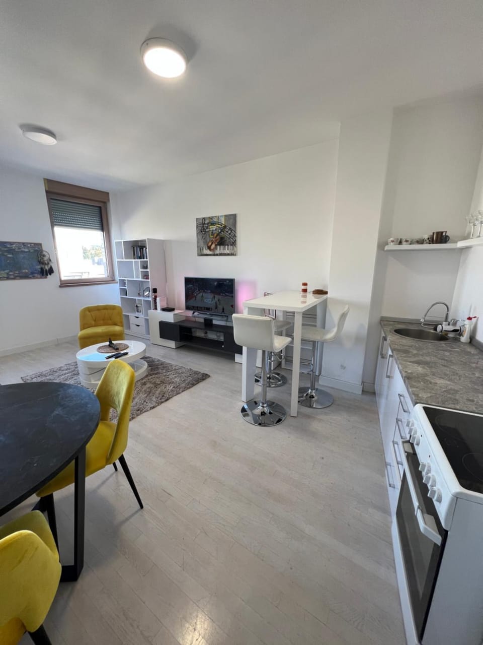 Living room, Seating area