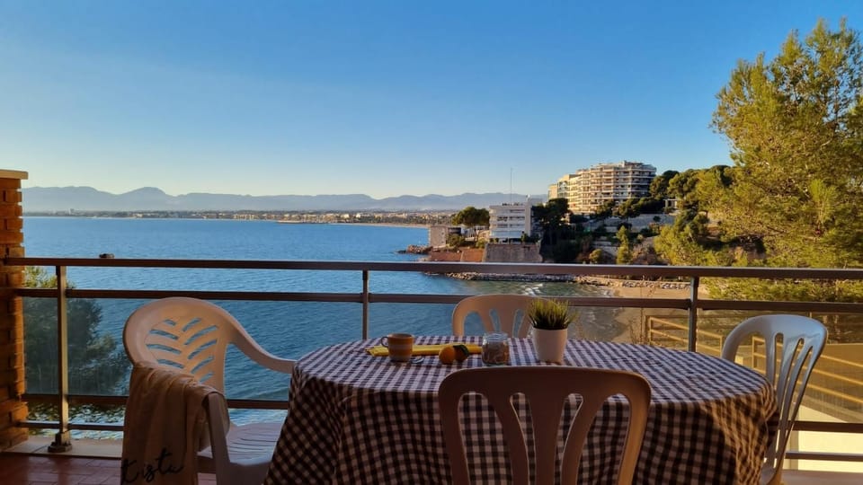 View (from property/room), Balcony/Terrace, Sea view