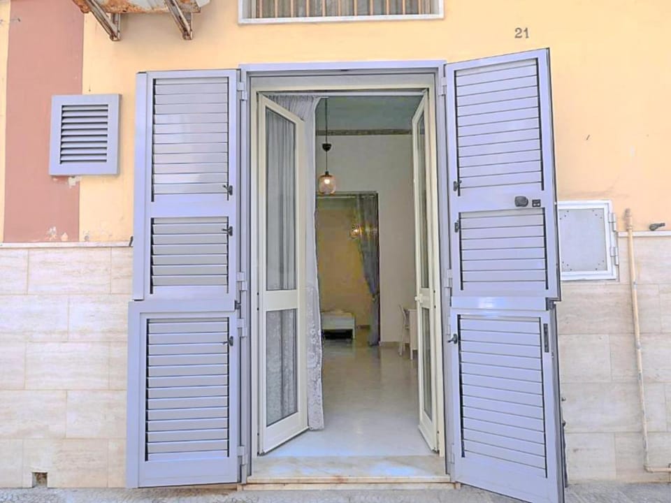 Perla Marina Room Bed and Breakfast in Polignano a Mare