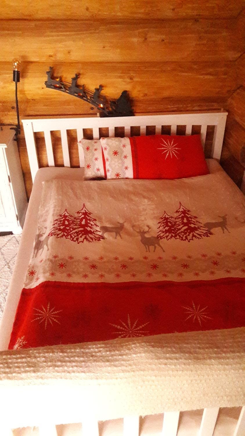 Bed, Photo of the whole room