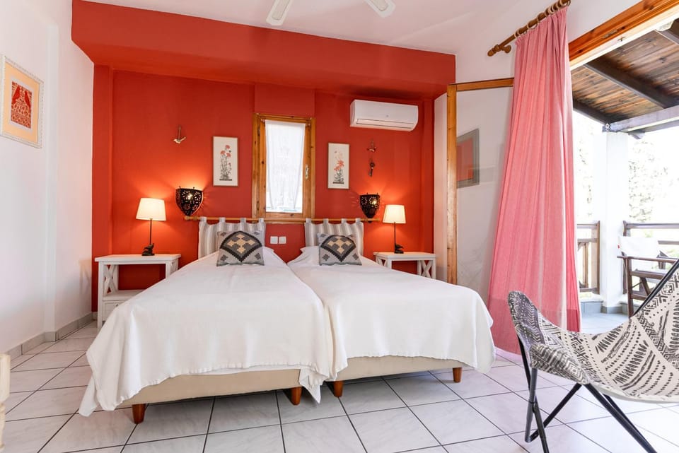 Bed, Bedroom, air conditioner