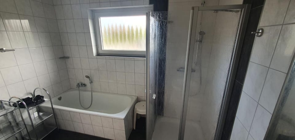 Shower, Bath