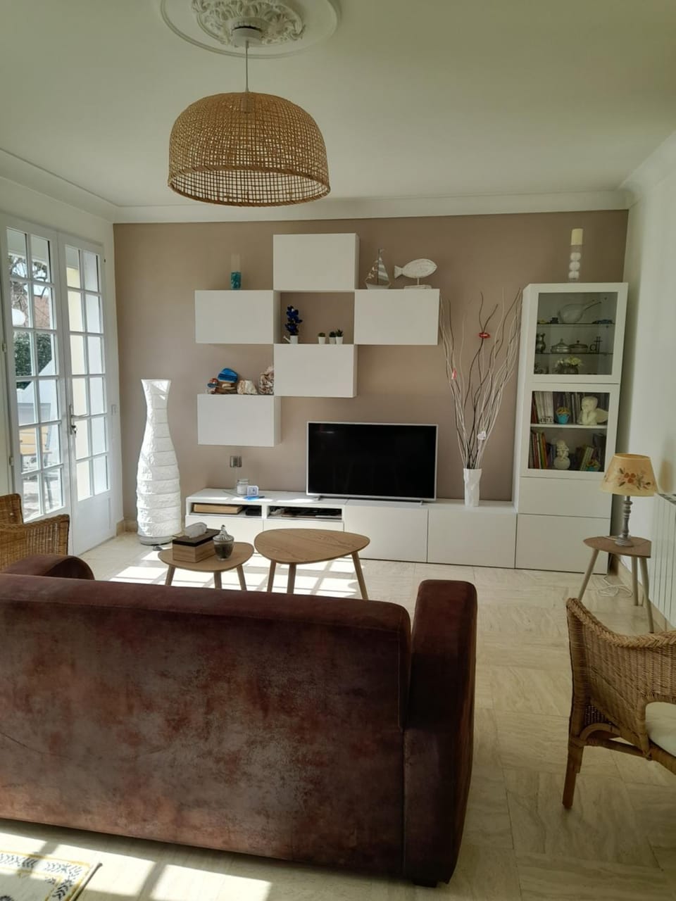 Communal lounge/ TV room