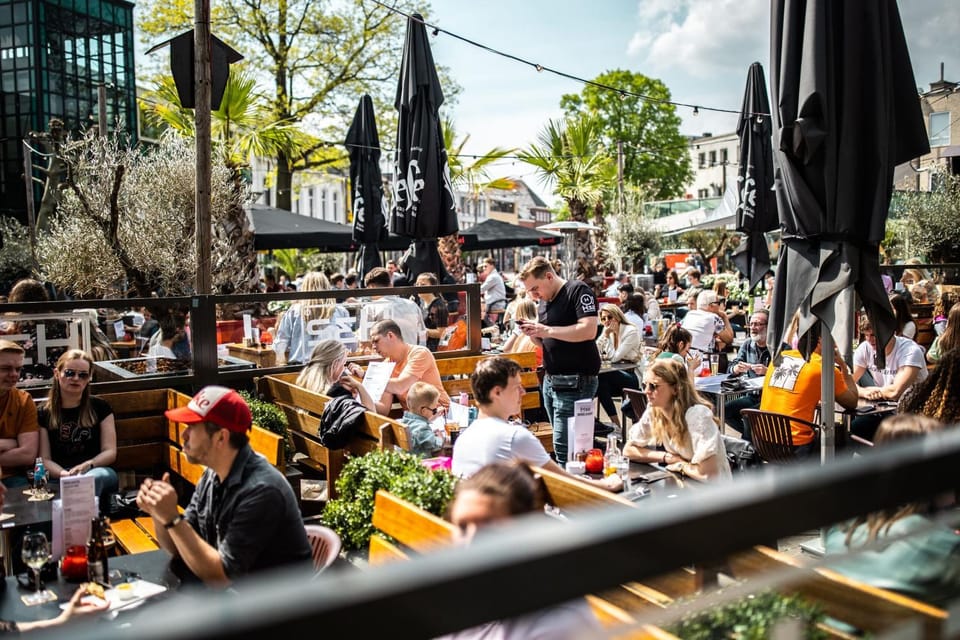 Restaurant/places to eat, Food and drinks