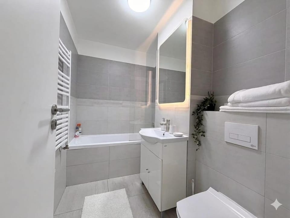 Coder Studio Apartment in Brasov