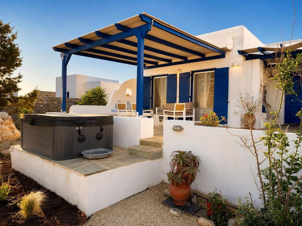 Cycladic home in Paros House in Paros, Greece