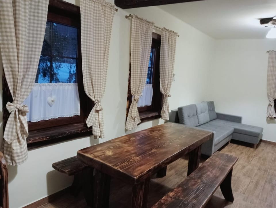 Zagroda Miodowa agroturystyka w Bieszczadach Apartment in Poland