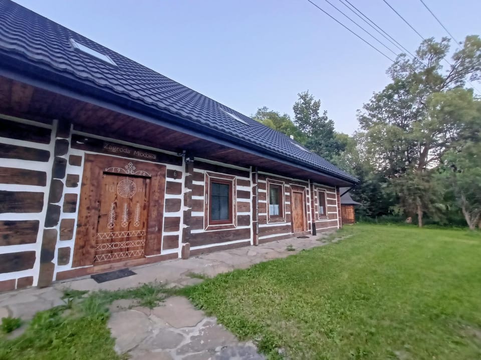 Zagroda Miodowa agroturystyka w Bieszczadach Apartment in Poland