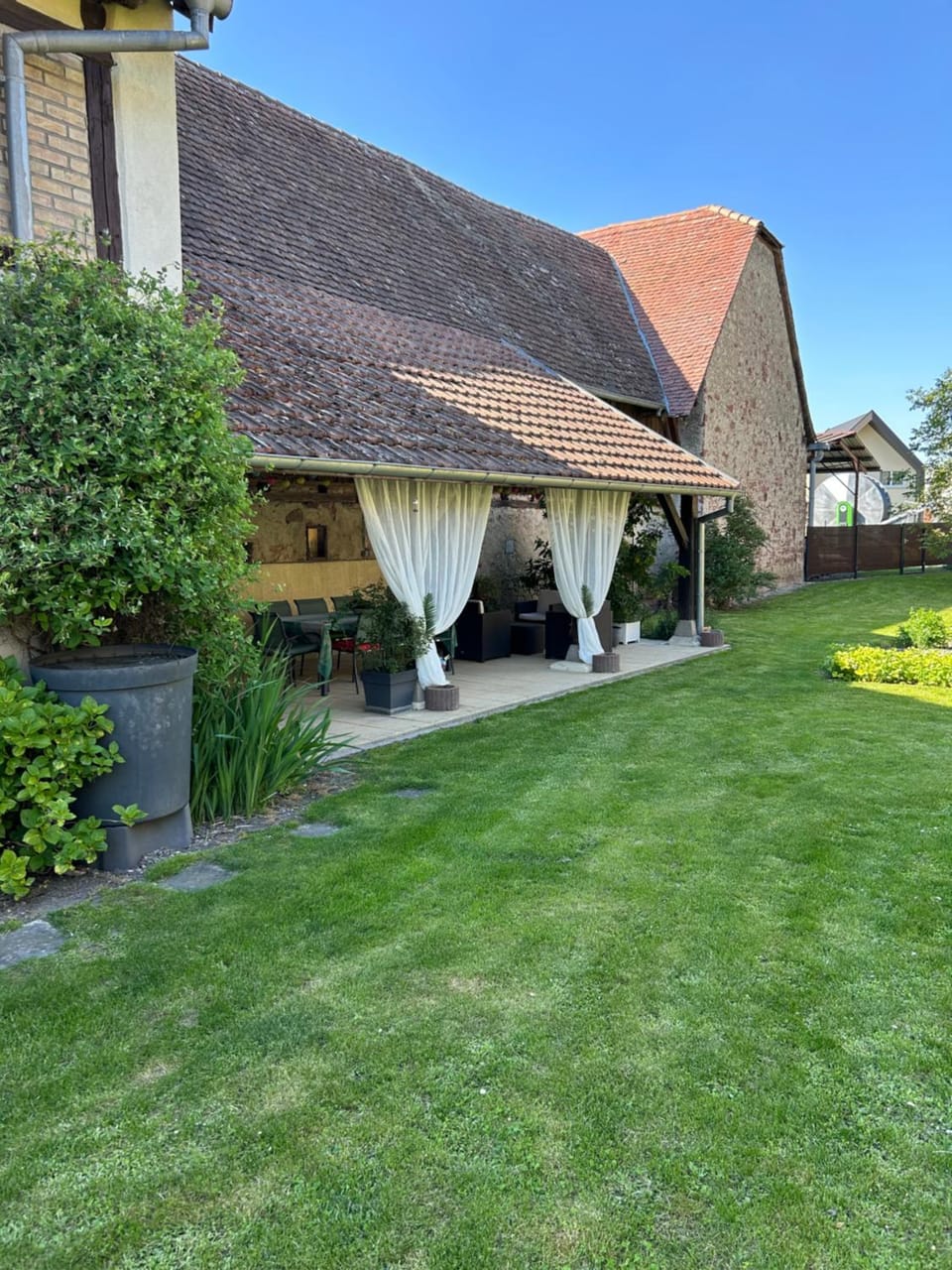 Day, Garden