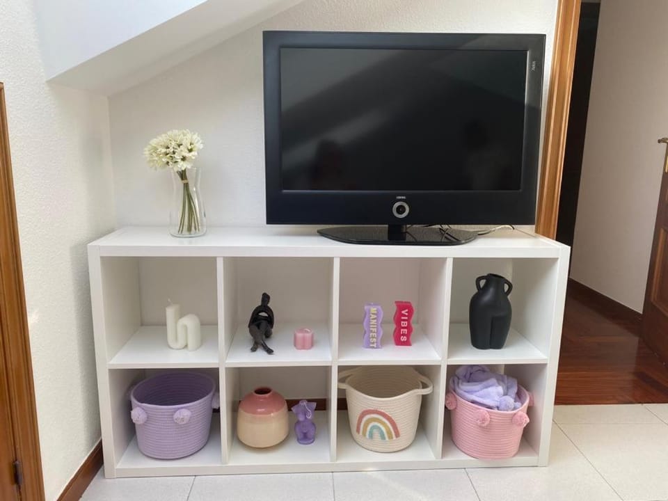 TV and multimedia, Decorative detail
