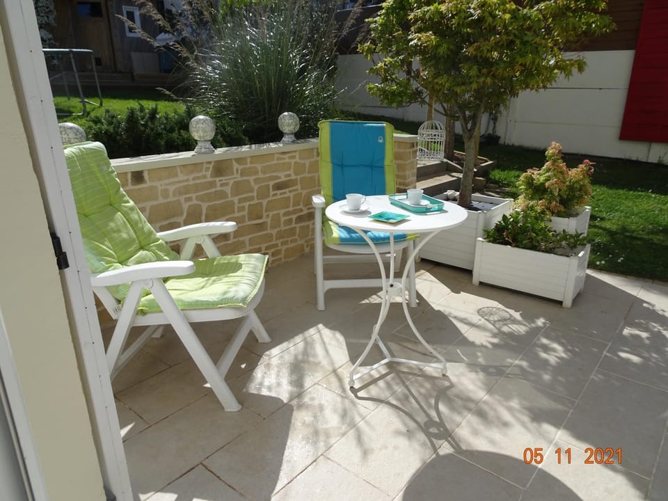 Patio, Garden, Balcony/Terrace