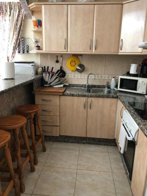 Canarian flat near the wild beach Apartment in Abona