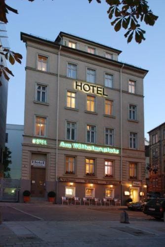 Facade/entrance, Facade/entrance, Night