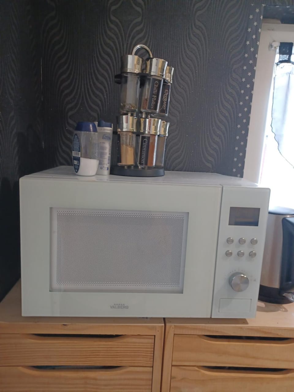 microwave, oven