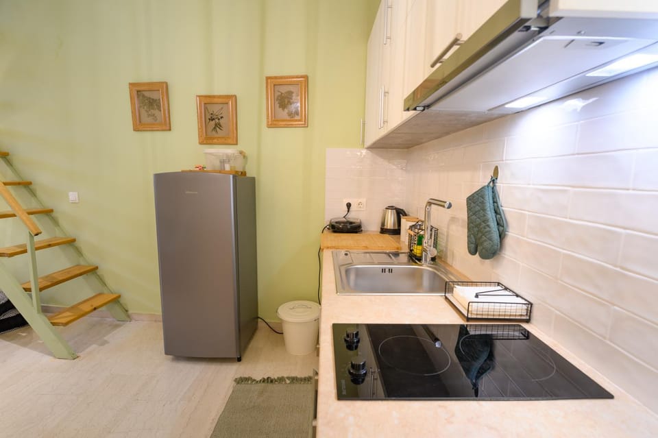 Coffee/tea facilities, pet friendly, stove