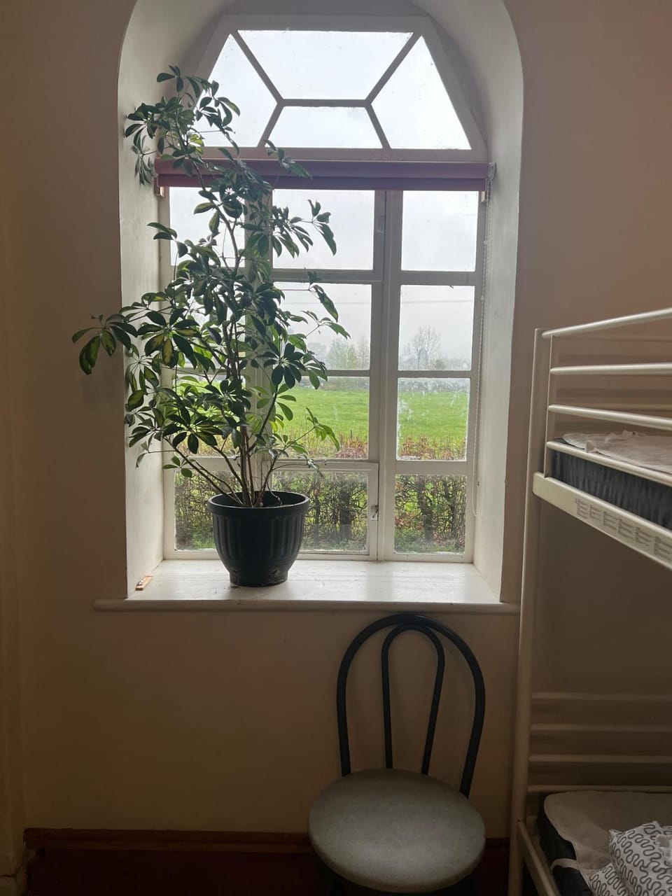 Llanfyllin Workhouse - Y Dolydd Hostel in Wales