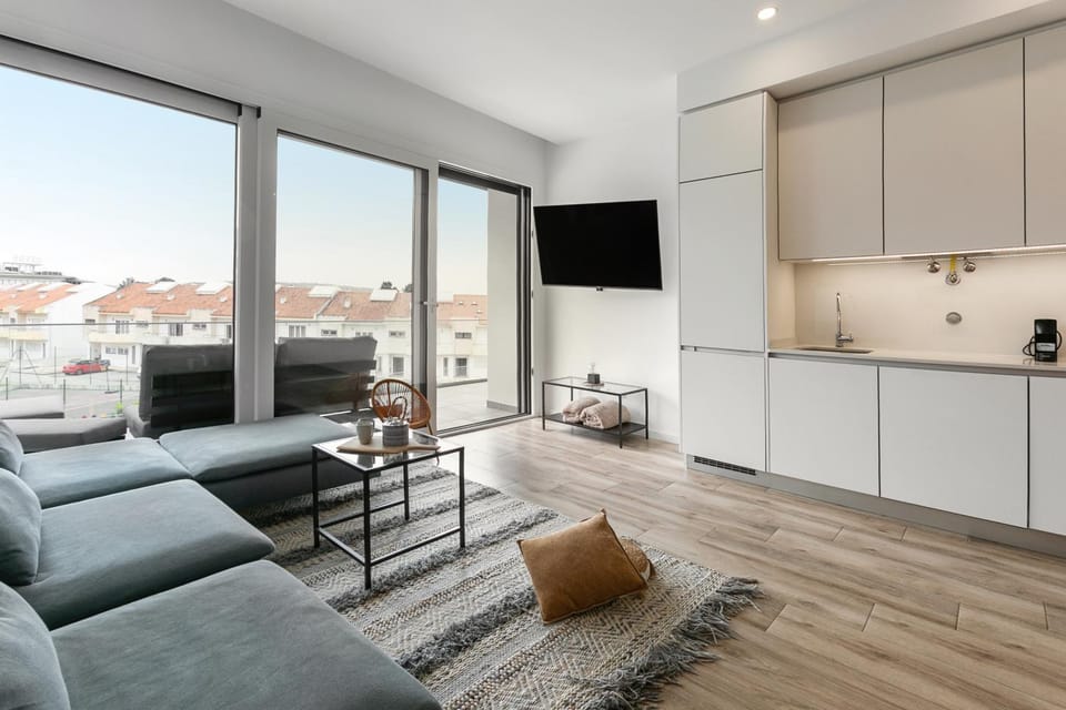 Communal lounge/ TV room, TV and multimedia, Kitchen or kitchenette, Living room, Seating area, Dining area