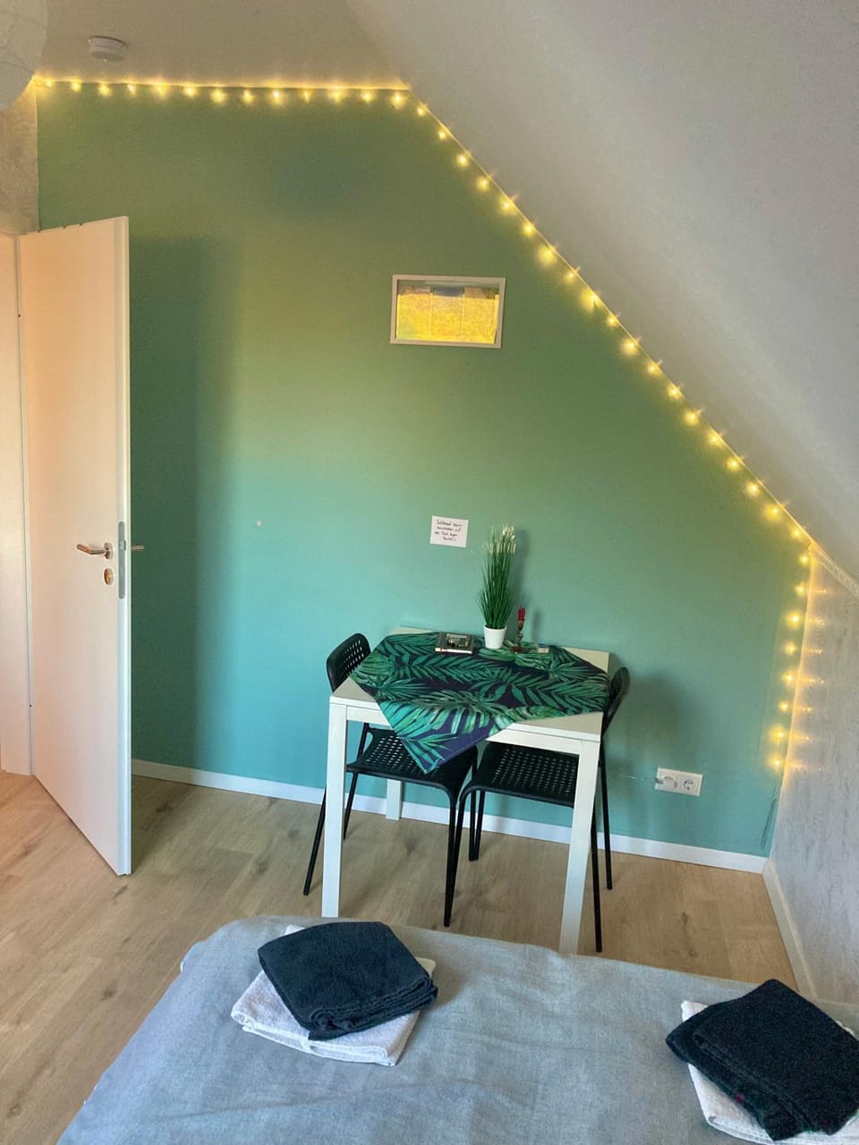 Photo of the whole room