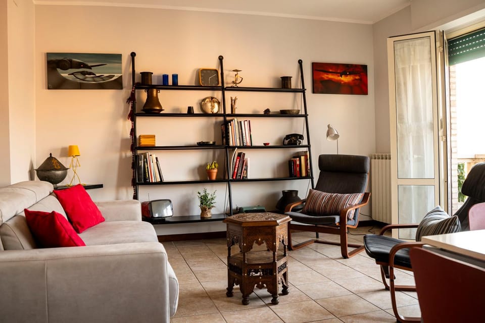 Communal lounge/ TV room