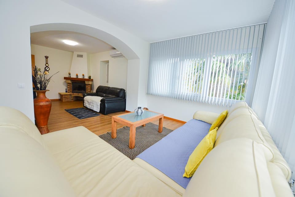 Casa do Cantinho do Muro Villa in Madeira District
