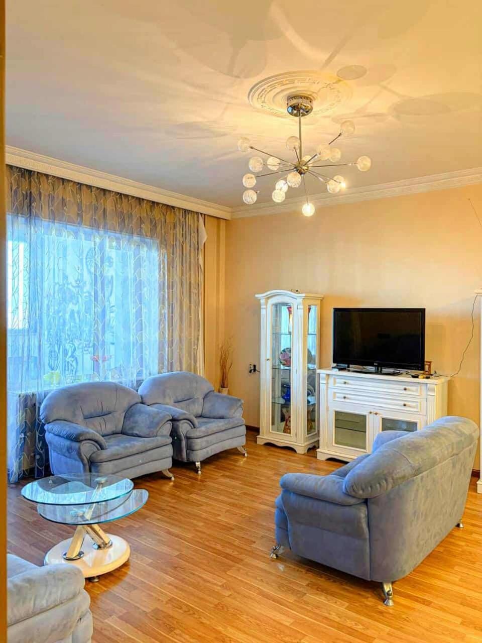 Communal lounge/ TV room, TV and multimedia, Living room, Seating area