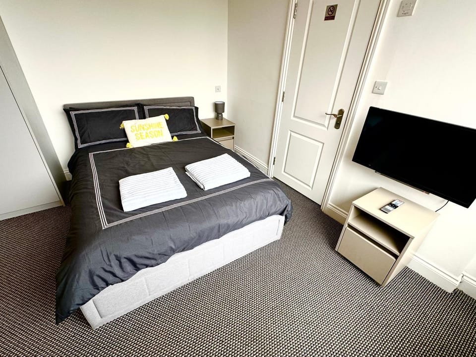 Stylish Modern, Private Apartment,15 Mins To Central London Apartment in London