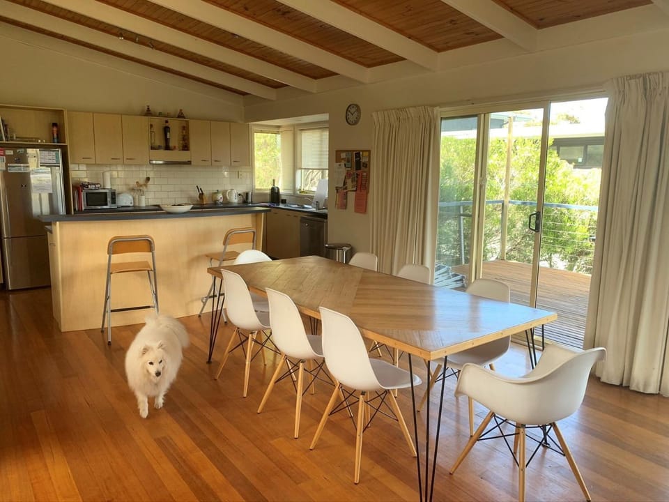 The Panorama - BYO Linen House in Aireys Inlet