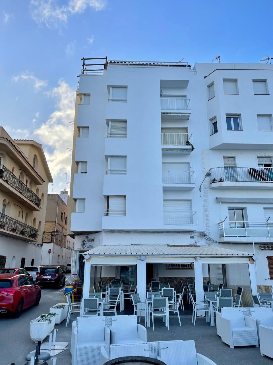 Property building, Location