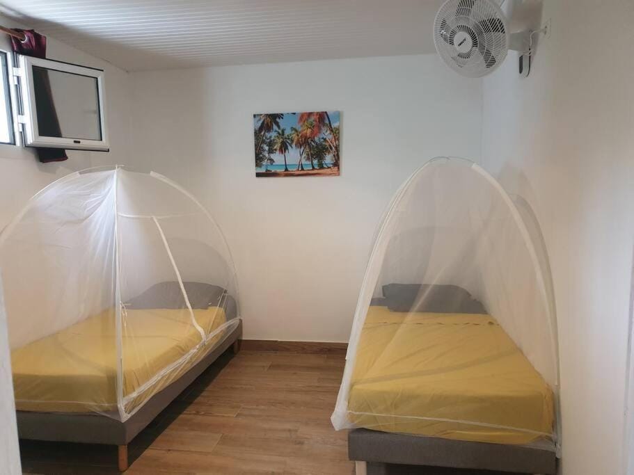 Appartement spacieux, soigné et tout confort sur la Trinité Apartment in La Trinité