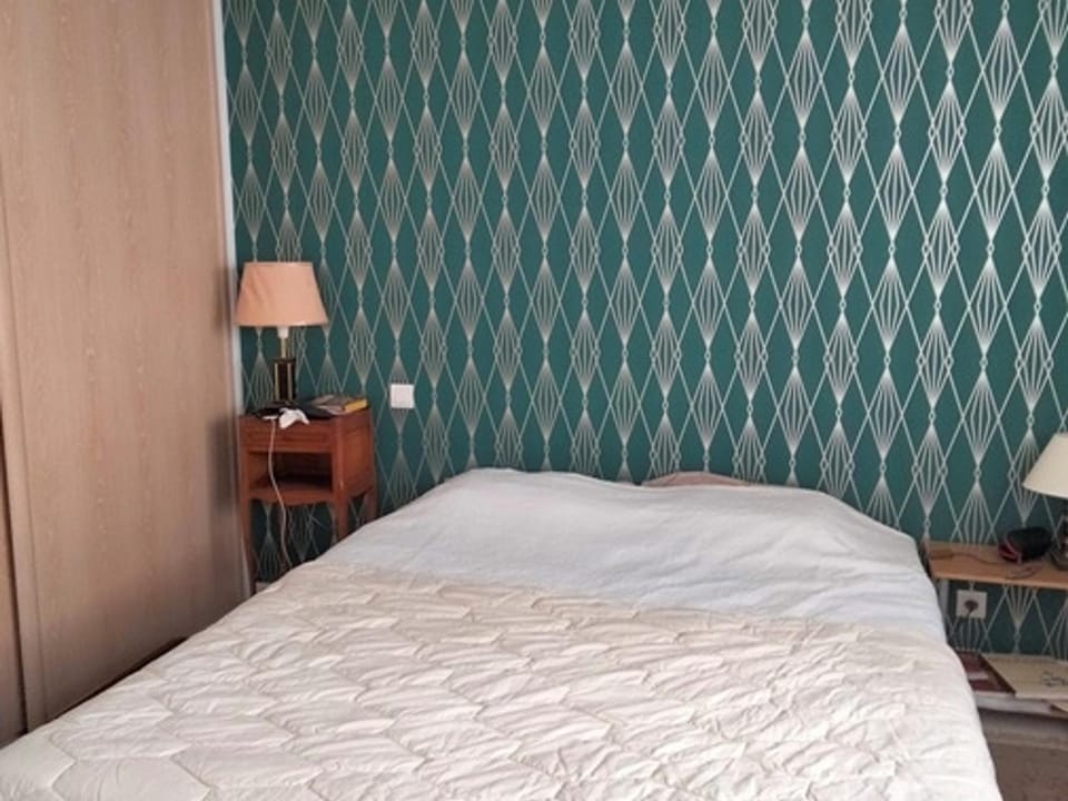 Maison rénovée T3 au calme, proche plage, marché et commodités, avec cour et Wifi inclus - FR-1-331-222 House in Château-d'Olonne