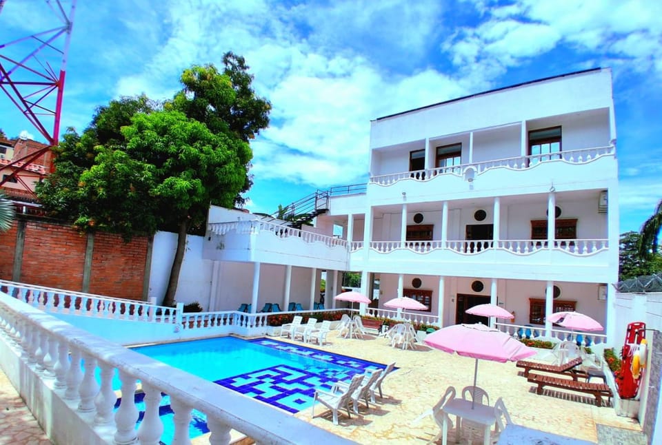 Property building, Swimming pool