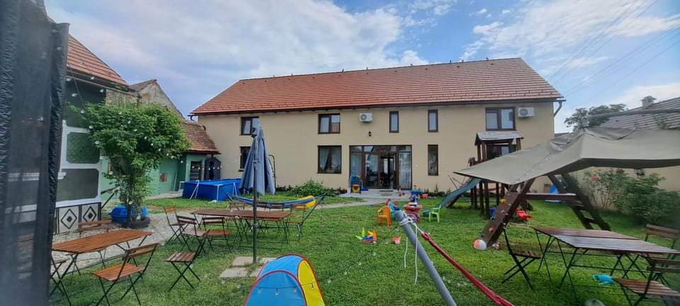 Property building, Garden, Garden view