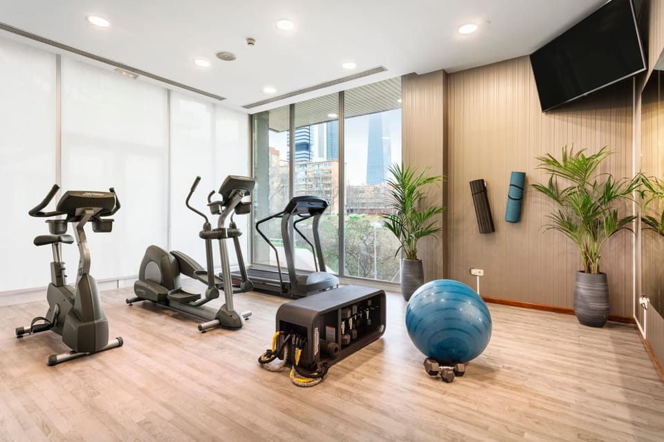 TV and multimedia, View (from property/room), Fitness centre/facilities