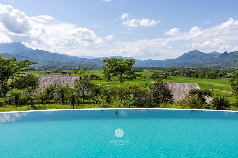 Day, Mountain view, Swimming pool