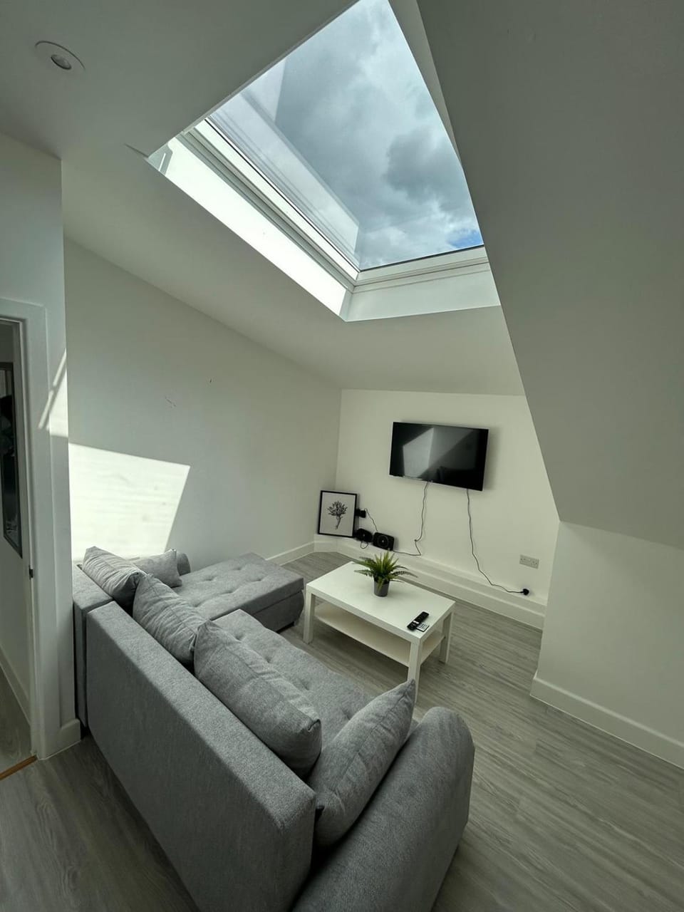 TV and multimedia, Living room, Seating area