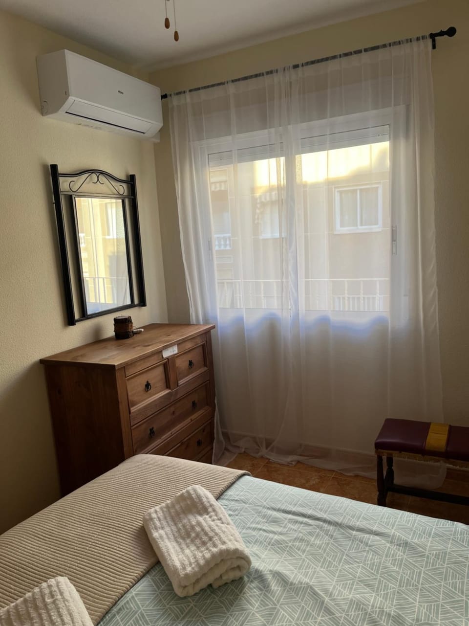 Bedroom, towels, air conditioner